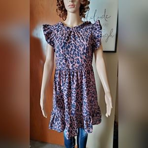 Ruffle sleeved dress, medium